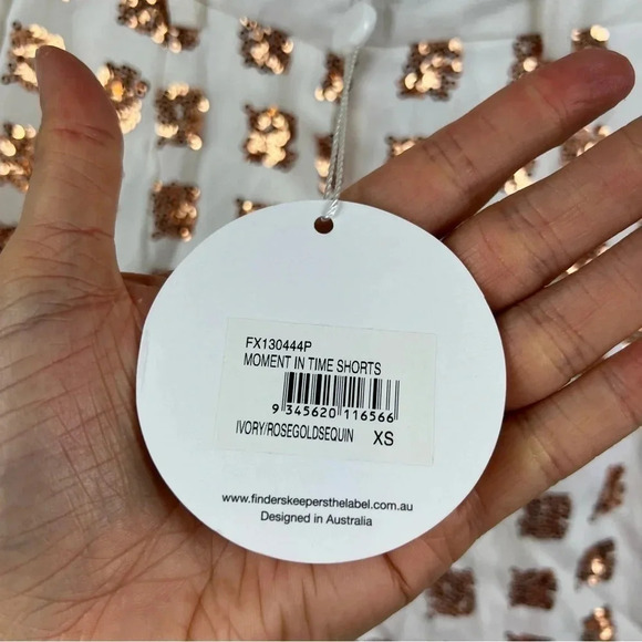 Finders Keepers Moment In Time Shorts Size XS Rose Gold Sequins High Rise White - Picture 5 of 9
